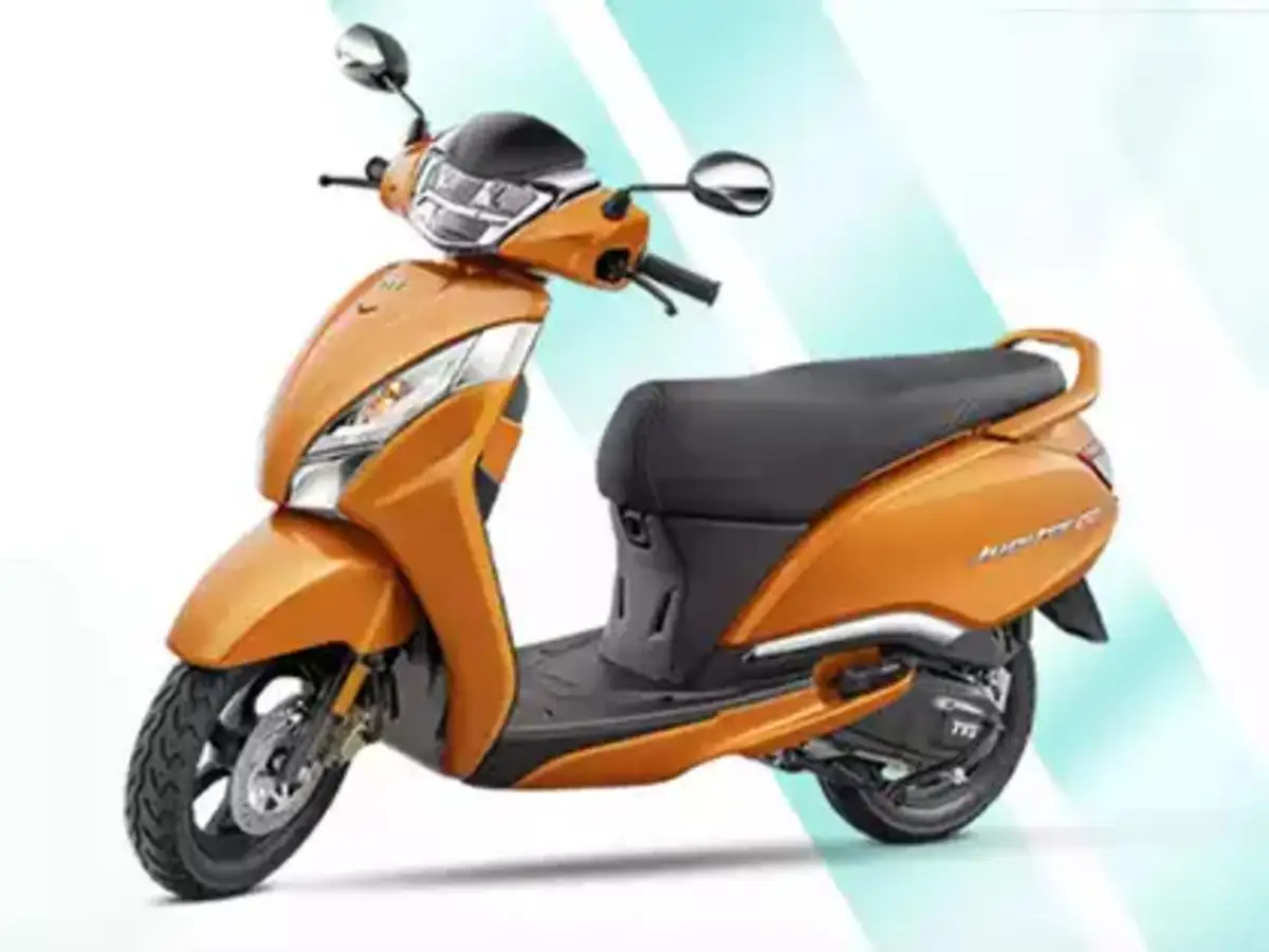 दोपहिया वाहनों ने बढ़ाई रफ्तार