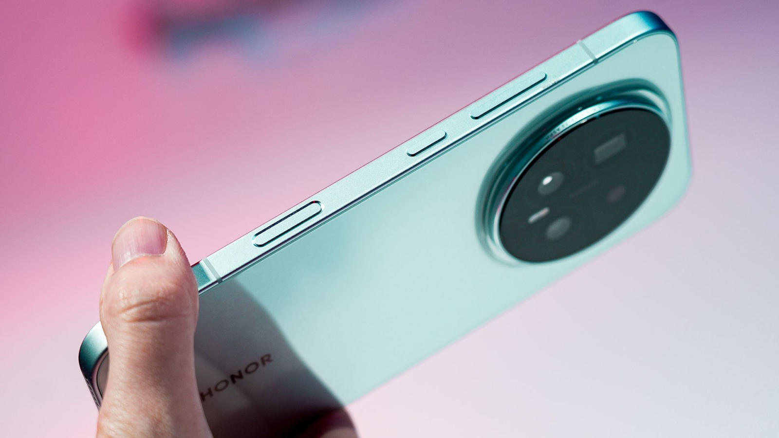 Honor Magic 8 Series First Sale