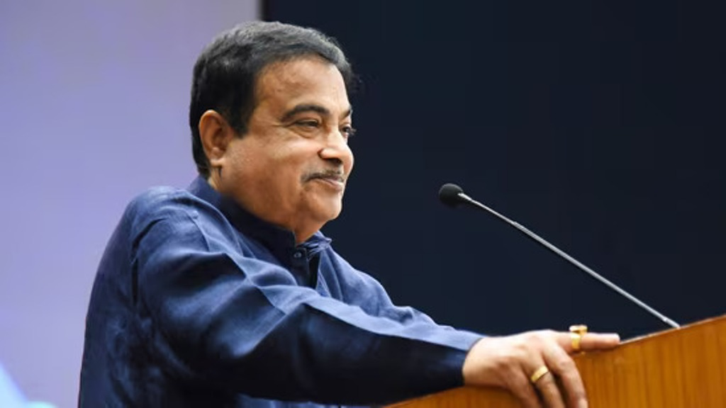 6 महीने में EV की कीमतें होंगी पेट्रोल